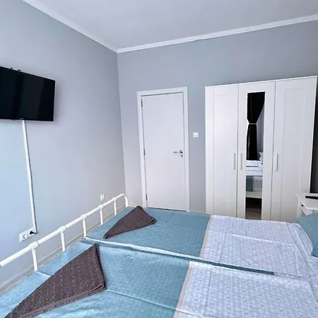La Luna - Cozy Seaside In By Flat Mаnager נסבר